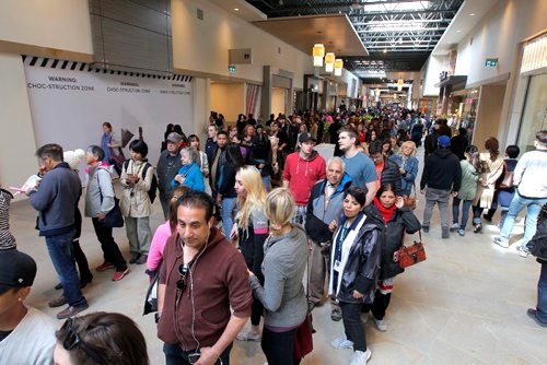 BORIS MINKEVICH / WINNIPEG FREE PRESS
Outlet Collection opens it's doors to the public today. The outlet mall is located on the corner of Kenaston and Sterling Lyon Parkway. MURRAY MCNEILL STORY. May 3, 2017
