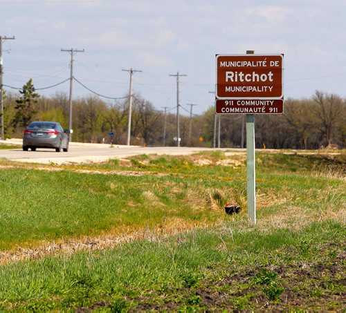 BORIS MINKEVICH / WINNIPEG FREE PRESS
FILES - Municipality of Ritchot sign on St. Mary's Road south of Winnipeg. May 11, 2017