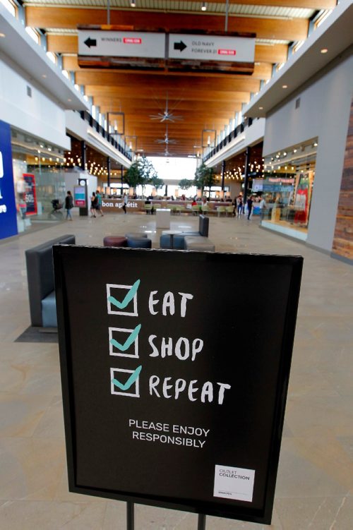 BORIS MINKEVICH / WINNIPEG FREE PRESS
RESTO -  The food court at Outlet Collection Winnipeg. A sign in the mall that leads to the food court. ALSION GILLMOR STORY. May 15, 2017