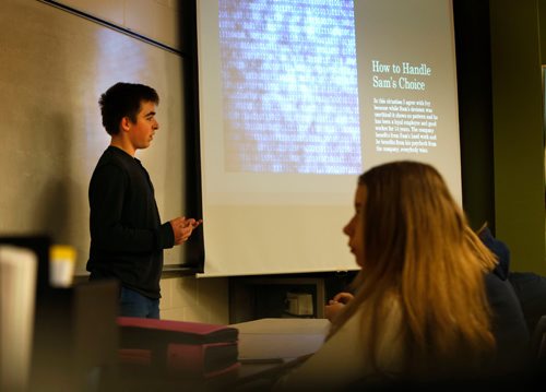 WAYNE GLOWACKI / WINNIPEG FREE PRESS 

Ben Raine, a  Grade 10 student at Shaftesbury High School gives his presentation titled AN ANALYSIS OF A ETHICAL DILEMMA IN THE CASE STUDY OPTIMATICS during his BBBs Lift program class that teaches business ethics. Carol Sanders story   May 19 2017