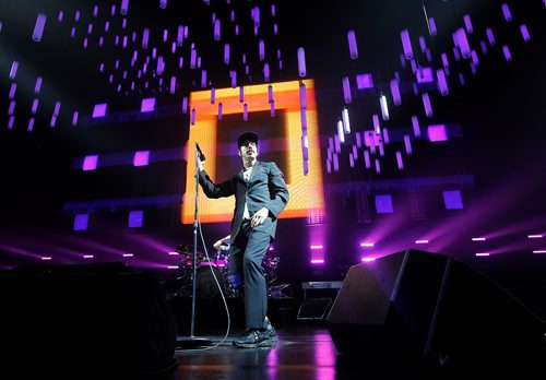 PHIL HOSSACK / WINNIPEG FREE PRESS  -   Red Hot Chili Pepper vocalist Anthony Kiedis at the MTS Centre Friday. See story.  -  May 26 2017