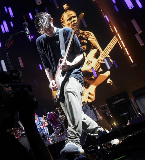 PHIL HOSSACK / WINNIPEG FREE PRESS  -   Red Hot Chili Pepper guitar player Josh Klinghoffer at the MTS Centre Friday. See story..    -  May 26 2017