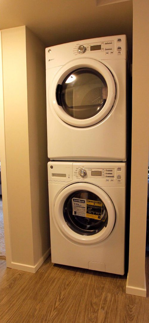 BORIS MINKEVICH / WINNIPEG FREE PRESS
HOMES - Metro Condos at 670 Hugo Street South in Fort Rouge. In suite washer dryer. TODD LEWYS STORY May 29, 2017
