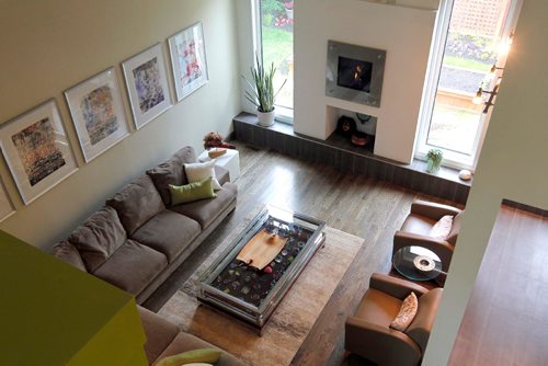 BORIS MINKEVICH / WINNIPEG FREE PRESS
HOMES - 14 Blossom Bay in Charleswood. View of living room from the second floor. TODD LEWYS STORY May 30, 2017