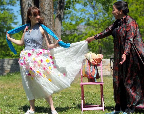 BORIS MINKEVICH / WINNIPEG FREE PRESS 
SHAKESPEARE IN THE RUINS ROMEO AND JULIET OPENS THUSDAY. Mascaraed ball prep scene: From left, Juliet: Heather Russell and  Lady Capulet: Tracey Nepinak. May 31, 2017
