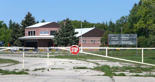WAYNE GLOWACKI / WINNIPEG FREE PRESS

The view from the closed port in Noyes,Minn. across the border to the closed Canada Customs office in Emerson, Mb. Carol Sanders May 31 2017
