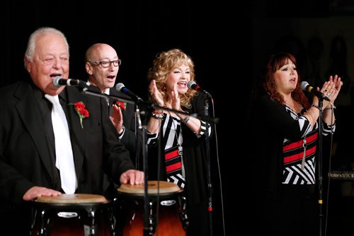 JOHN WOODS / WINNIPEG FREE PRESS
Gord Kudlak (vocals, congas, bongos), Harvey Peltz (vocal, hand percussion), Linda Ruppel (vocal, hand percussion) and Gloria Harris (vocal, hand percussion) of Rewind rehearse at Kildonan-East Collegiate in Winnipeg Tuesday, May 30, 2017.  Rewind is made up of Larry Ruppel (vocals, guitar), Gord Kudlak (vocals, congas, bongos), Linda Ruppel (vocal, hand percussion), Harvey Peltz (vocal, hand percussion), Gloria Harris (vocal, hand percussion), John Wrublowsky (bass), Chris Wheeler (drums), Rick Hemmerling (keyboards, sax, flute)