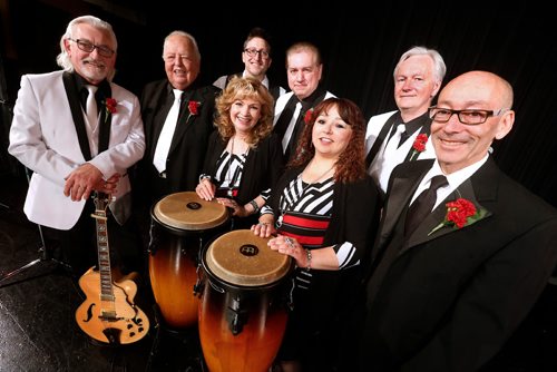 JOHN WOODS / WINNIPEG FREE PRESS
From left, Larry Ruppel (vocals, guitar), Gord Kudlak (vocals, congas, bongos), Linda Ruppel (vocal, hand percussion), Chris Wheeler (drums), John Wrublowsky (bass), Gloria Harris (vocal, hand percussion), Rick Hemmerling (keyboards, sax, flute) and Harvey Peltz (vocal, hand percussion) of Rewind are photographed after rehearsal at Kildonan-East Collegiate in Winnipeg Tuesday, May 30, 2017.