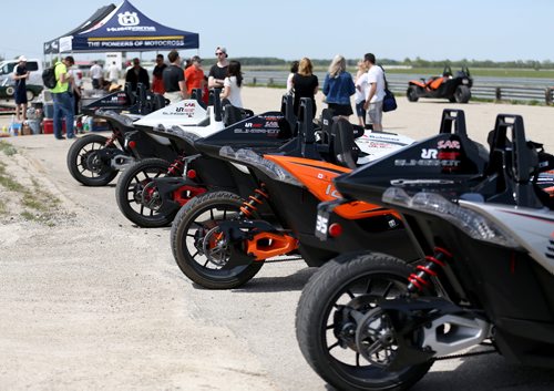 TREVOR HAGAN / WINNIPEG FREE PRESS
The first ever Slingshot Racing Cup in Gimli took place Thursday, June 1, 2017.