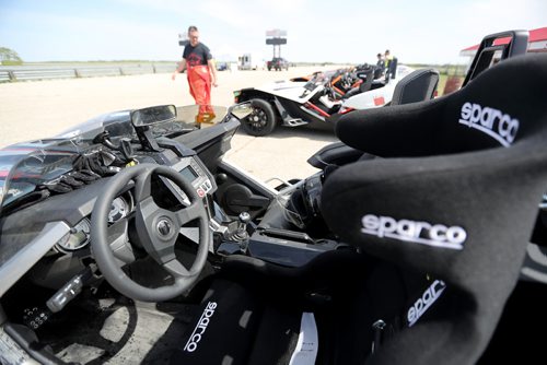 TREVOR HAGAN / WINNIPEG FREE PRESS
The first ever Slingshot Racing Cup in Gimli took place Thursday, June 1, 2017.