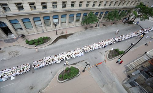 JASON HALSTEAD / WINNIPEG FREE PRESS

The Table for 1200 More on Rorie Street in the east Exchange and around the Richardson Building on June 3, 2017. (See Social Page)