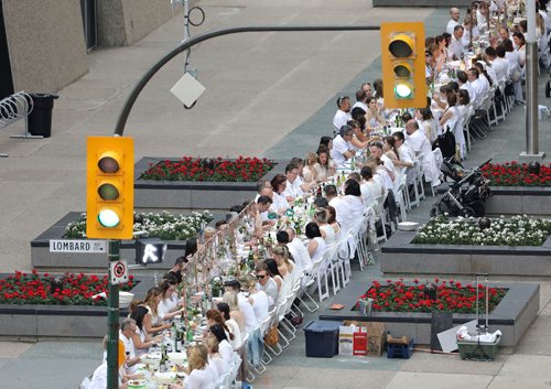 JASON HALSTEAD / WINNIPEG FREE PRESS

The Table for 1200 More on Rorie Street in the east Exchange and around the Richardson Building on June 3, 2017. (See Social Page)