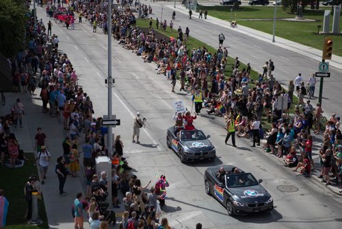 JEN DOERKSEN/WINNIPEG FREE PRESS
Thousands of Winnipeggers came out to support the 30th annual Pride Parade that marched from the Legislative Building to The Forks. Sunday, June 4, 2017.