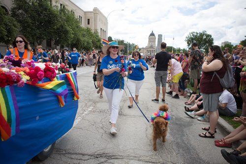 JEN DOERKSEN/WINNIPEG FREE PRESS
A number of organizations, community businesses, public servants and gay straight alliances had floats in Sundays 30th anniversary Pride Parade. Sunday, June 4, 2017.