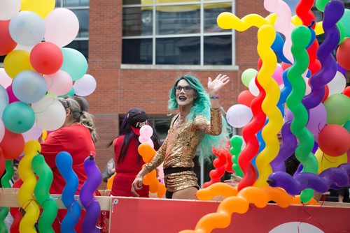 JEN DOERKSEN/WINNIPEG FREE PRESS
A number of organizations, community businesses, public servants and gay straight alliances had floats in Sundays 30th anniversary Pride Parade. Sunday, June 4, 2017.