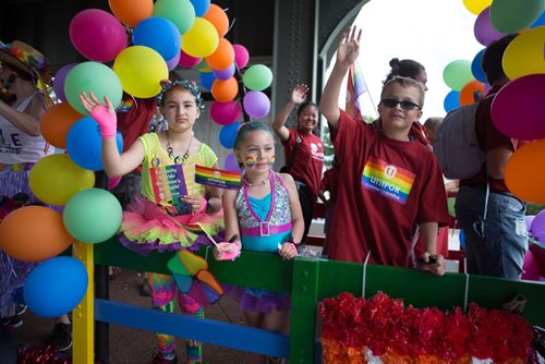 JEN DOERKSEN/WINNIPEG FREE PRESS
A number of organizations, community businesses, public servants and gay straight alliances had floats in Sundays 30th anniversary Pride Parade. Sunday, June 4, 2017.