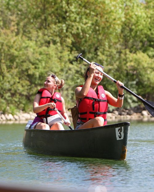 

RUTH BONNEVILLE /  WINNIPEG FREE PRESS

Julia Mikhailova (front) and Daria Brown, both originally from Siberia, enjoy an afternoon canoe ride on the lakes at Fort Whyte Centre Monday.  

. Warm weather standup.

June 05, 2017