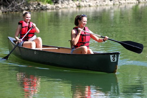 

RUTH BONNEVILLE /  WINNIPEG FREE PRESS

Julia Mikhailova (front) and Daria Brown, both originally from Siberia, enjoy an afternoon canoe ride on the lakes at Fort Whyte Centre Monday.  

. Warm weather standup.

June 05, 2017