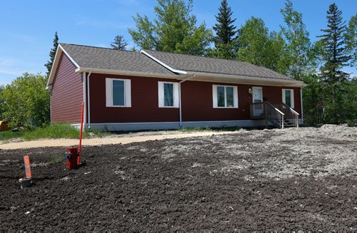 WAYNE GLOWACKI / WINNIPEG FREE PRESS

One of the many new homes  at the Dauphin River First Nation. The community is still under an evacuation notice.  For Bill Redekop story. June 9  2017
