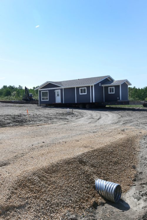 WAYNE GLOWACKI / WINNIPEG FREE PRESS

A new home on a trailer ready to be placed on this lot in the Lake St. Martin First Nation  housing development under construction.  Bill Redekop story. June 9  2017
