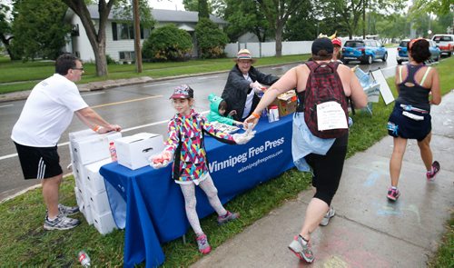 WAYNE GLOWACKI / WINNIPEG FREE PRESS

About 900 participants took part Saturday in the 10th anniversary of the Challenge for Life in support of CancerCare Manitoba, the  20-kilometre walk began and ended at Assiniboine Park.   The walkers are passing the Check Stop sponsored by the Winnipeg Free Press along Grosvenor Ave.  This years fundraising goal is $1 million.¤Jane Gerster story. June 10   2017