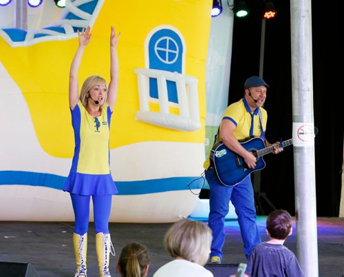 JUSTIN SAMANSKI-LANGILLE / WINNIPEG FREE PRESS
Children's band Boots and Splash perform at the 35th annual Kidsfest at The Forks Saturday. The act attracted a crowd of all ages with the duo making several humorous references for the parents.
170610 - Saturday, June 10, 2017.