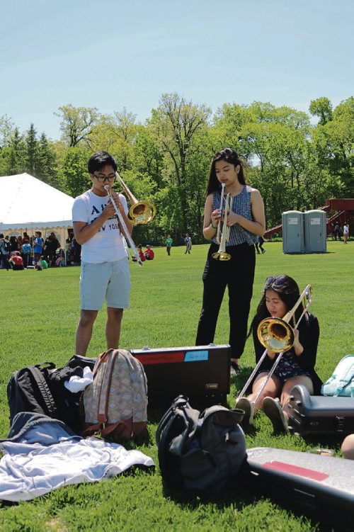 Canstar Community News May 31, 2017 - Garden City Collegiate Grade 9 students Dexter Andres, Dannah Mojica and Betty Mae Ferrer practice to perform at the Seven Oaks School Divisions Arts in the Park event. (LIGIA BRAIDOTTI/CANSTAR COMMUNITY NEWS/TIMES)