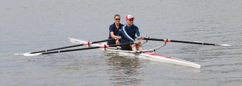 WAYNE GLOWACKI / WINNIPEG FREE PRESS

Free Press Sports editor Steve Lyons gets an introduction to rowing from Olympian Janine Stephens at the Winnipeg Rowing Club.    Steve Lyons column. June 13   2017