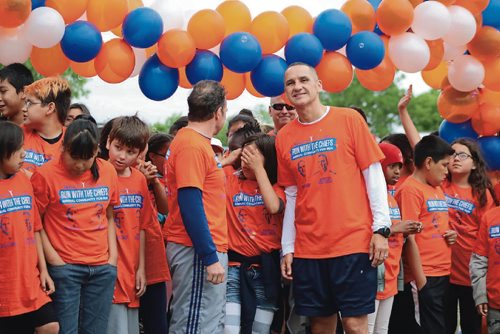 Canstar Community News June 15, 2017 - Winnipeg Police chief Danny Smith and Kevin Chief at the starting point of the Run with the Chiefs event. (LIGIA BRAIDOTTI/CANSTAR COMMUNITY NEWS/TIMES)