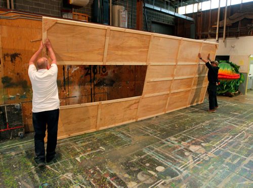 BORIS MINKEVICH / WINNIPEG FREE PRESS
Rainbow Stage stage project. Little Shop Of Horrors. In this photos some set builders move some of the unfinished panels into a staging area before final install. May 16, 2017
