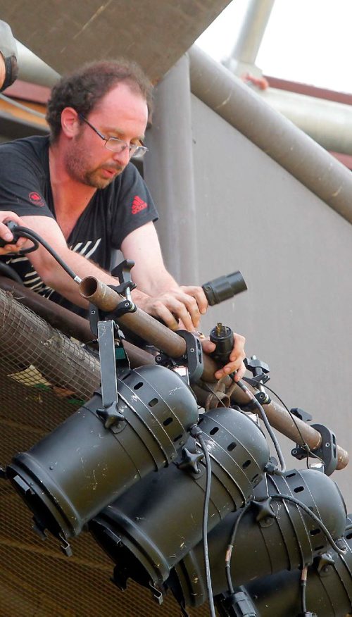 BORIS MINKEVICH / WINNIPEG FREE PRESS
Rainbow Stage stage project. Little Shop Of Horrors. Lighting tech Colin Braun installs some lights. May 16, 2017
