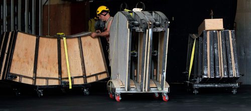 BORIS MINKEVICH / WINNIPEG FREE PRESS
Rainbow Stage stage project. Little Shop Of Horrors. The crew works on assembling the turntable for the set. June 6, 2017