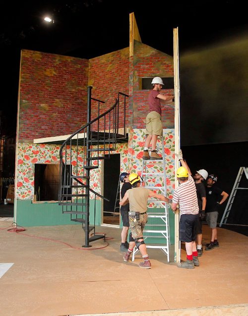 BORIS MINKEVICH / WINNIPEG FREE PRESS
Rainbow Stage stage project. Little Shop Of Horrors. In this photos some set builders assembling the stage. June 8, 2017

