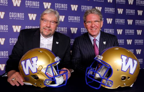 BORIS MINKEVICH / WINNIPEG FREE PRESS
2 of the three 2017 Winnipeg Blue Bomber Hall of Fame inductees, from left, Gene Dunn and David Asper. Press conference at the Blue Bombers media room at IGF.  June 22, 2017

