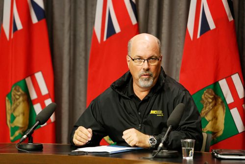 JUSTIN SAMANSKI-LANGILLE / WINNIPEG FREE PRESS
Emergency Measures Organization assistant deputy minister Lee Spencer speaks to reporters at a press conference at the Manitoba Legislature building Thursday. Spencer gave updates on the situation in Churchill following the closure of a section of the Hudson Bay Railway.
170622 - Thursday, June 22, 2017.
