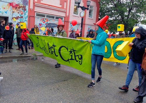 BORIS MINKEVICH / WINNIPEG FREE PRESS
Art City's GO! GO! GO! Parade. The Art City Parade is Art Citys flagship event of the year. The parade explores different themes that is fun and educational. June 24, 2017
