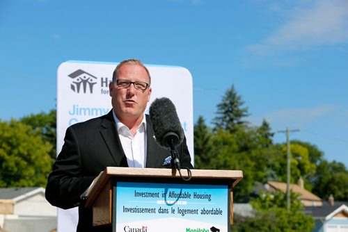 JUSTIN SAMANSKI-LANGILLE / WINNIPEG FREE PRESS
Manitoba Families Minister Scott Fielding speaks at a press event announcing a combined investment of $1.2 million from the provincial and federal governments into affordable housing for Manitobans.
170626 - Monday, June 26, 2017.