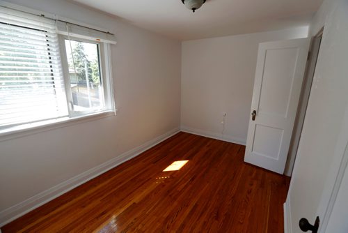 JUSTIN SAMANSKI-LANGILLE / WINNIPEG FREE PRESS
One of the second floor bedrooms at 540 Oakenwald.
170627 - Tuesday, June 27, 2017.