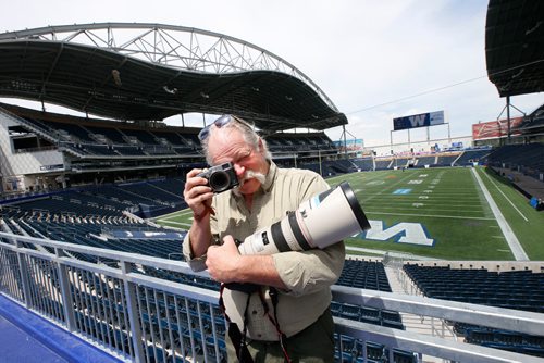 WAYNE GLOWACKI / WINNIPEG FREE PRESS

Winnipeg Free Press photographer Phil Hossack at IGF.   June 29   2017