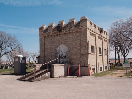 Canstar Community News The historic Transcona Cemetery Chapel. (SHELDON BIRNIE/CANSTAR/THE HERALD)