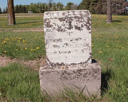 Canstar Community News Annie E. McLellan was the fourth person to be interred in the Transcona Cemetery in 1914. Her gravestone still stands in Section 1. (SHELDON BIRNIE/CANSTAR/THE HERALD)