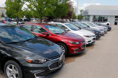 BORIS MINKEVICH / WINNIPEG FREE PRESS
BUSINESS - Pointe West AutoPark file photos. 3965 Portage Ave. Martin Cash Story. July 4, 2017
