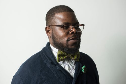 DAVID LIPNOWSKI / WINNIPEG FREE PRESS


Owner of Lula Nga, Guylain Nkongolo, poses for photographs Wednesday July 5, 2017.

They run a local business that specializes in one-of-a-kind bowties, pocket squares and flower pins that reflect the culture of Guylain's home country, Congo. 
