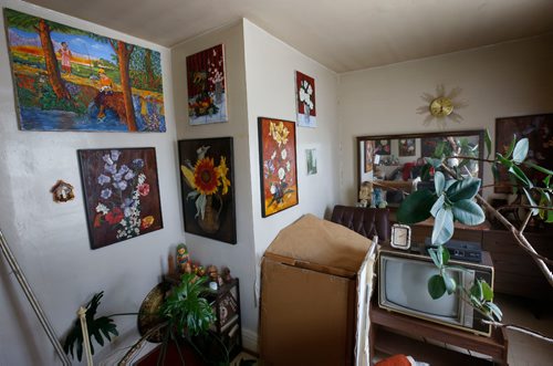 WAYNE GLOWACKI / WINNIPEG FREE PRESS
Undiscovered artist and would-be published author Grazyna (Grace) Browns art work in her home in the North End. Gord Sinclair story July 6 2017