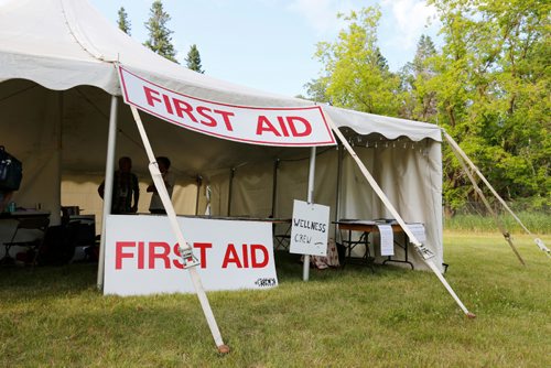 JUSTIN SAMANSKI-LANGILLE / WINNIPEG FREE PRESS
One of the first aid stations is seen on the Winnipeg Folk Festival grounds Thursday. This year, medics are being equipped with Naloxone kits to counter opioid overdoses.
170706 - Thursday, July 06, 2017.