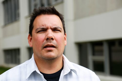 JUSTIN SAMANSKI-LANGILLE / WINNIPEG FREE PRESS
Niigaan Sinclair, acting head of the University of Manitoba's Department of Native Studies Poses outside the Isbister building on the school's Fort Garry Campus.
170710 - Monday, July 10, 2017.