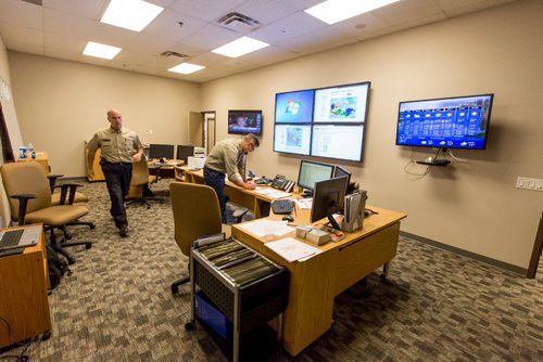 JUSTIN SAMANSKI-LANGILLE / WINNIPEG FREE PRESS
Dave Bokovay (R) and Stephen Tulle man the operations centre Monday. The Canadian Interagency Forest Fire Centre manages and organizes resources from across the country here in their operations centre.
170710 - Monday, July 10, 2017.