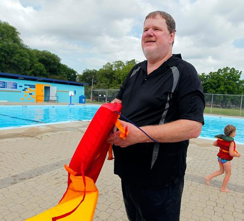 BORIS MINKEVICH / WINNIPEG FREE PRESS
Doug Speirs at Provencher Pool participates in the making of a video to promote drowning prevention week for the Lifesaving Society. July 10, 2017
