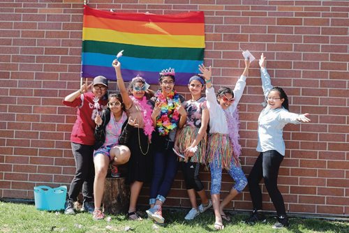 Canstar Community News June 26, 2017 - Amber Trails Community School students celebrated individuality at the schools Pride Picninc. (LIGIA BRAIDOTTI/CANSTAR COMMUNITY NEWS/TIMES)