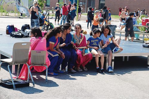 Canstar Community News June 26, 2017 - Students were encouraged to wear traditional clothing at the Amber Trails Community School Pride picnic. ((LIGIA BRAIDOTTI/CANSTAR COMMUNITY NEWS/TIMES)